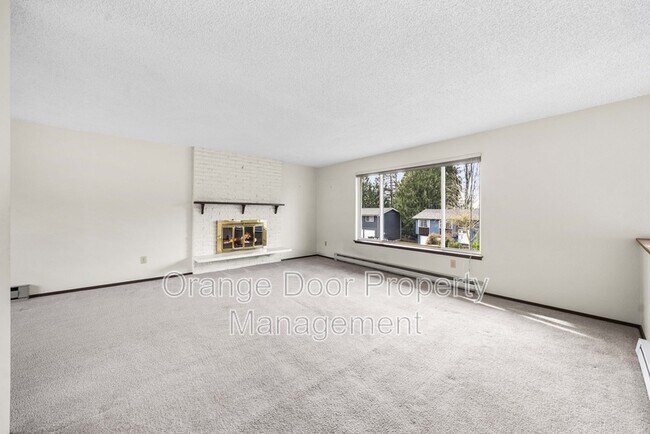 13410 115th Ave NE in Kirkland, WA - Building Photo - Building Photo