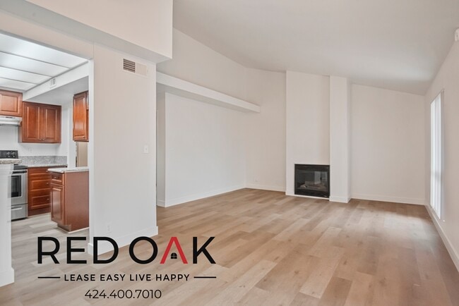 property at 726 E Workman St