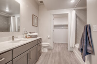 Saddle Ridge Luxury Apartments in Cheyenne, WY - Building Photo - Interior Photo