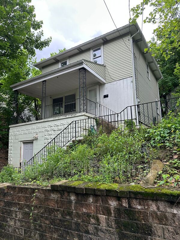property at 1721 Scott St