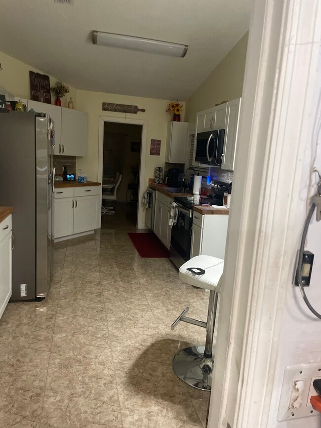 property at 308 Oak Track Ln