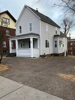 1324 E 2nd St in Duluth, MN - Building Photo