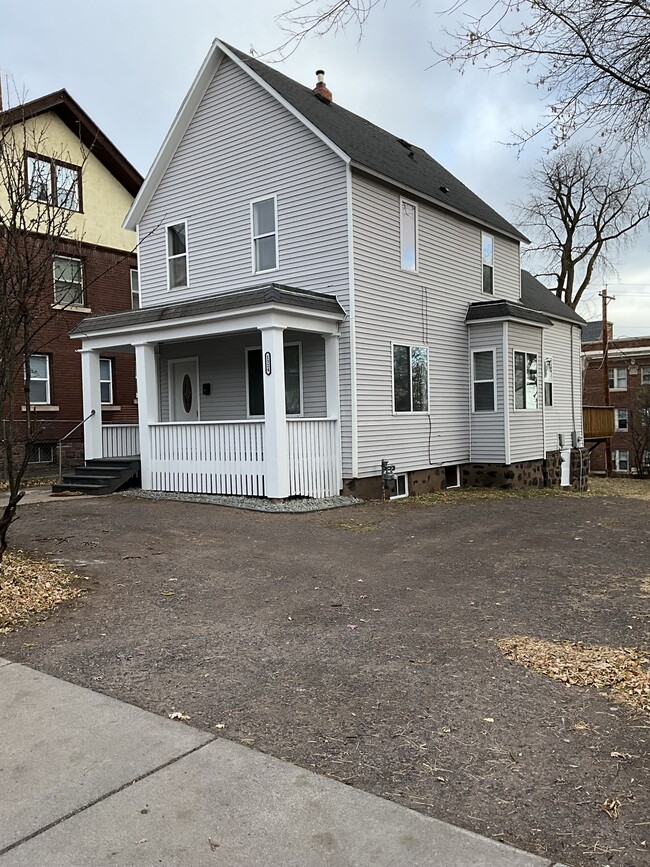property at 1324 E 2nd St