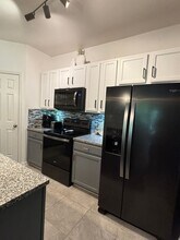 3362 Sable Elm Ct in Atlanta, GA - Building Photo - Building Photo