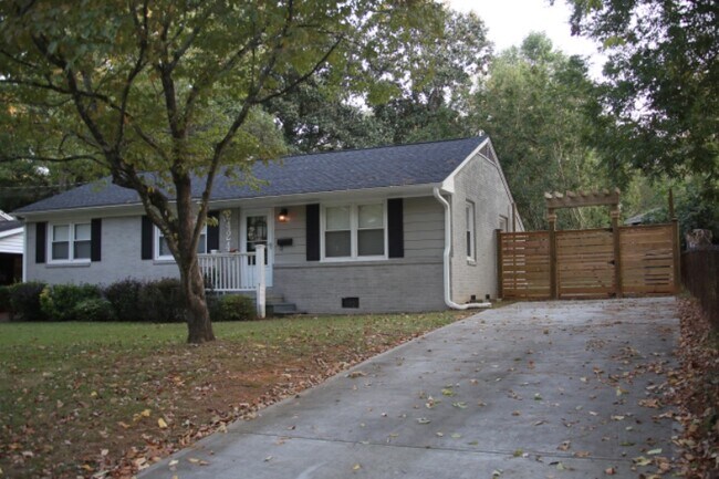 2424 Glascock St in Raleigh, NC - Building Photo - Building Photo