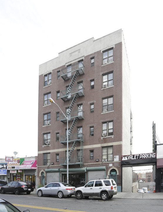 1406 Ogden Ave in Bronx, NY - Building Photo