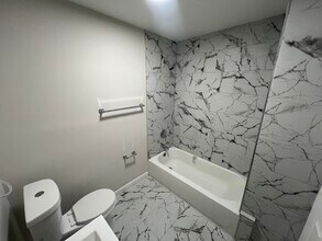 28 Kenmore Ave in Newark, NJ - Building Photo - Building Photo