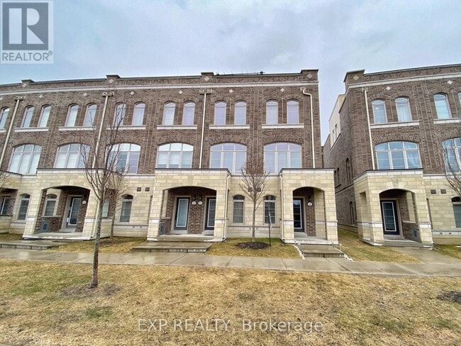208 Glad Park Ave in Whitchurch-Stouffville, ON - Building Photo - Building Photo