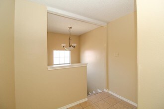 311 Soria Dr-Unit -3 in Laredo, TX - Building Photo - Building Photo