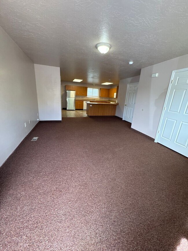564 S 500 E in Vernal, UT - Building Photo - Building Photo