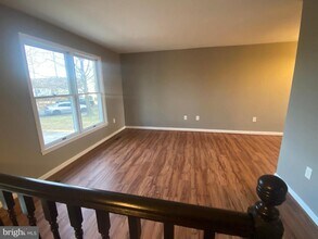 224 Lake Sever Dr in Winchester, VA - Building Photo - Building Photo