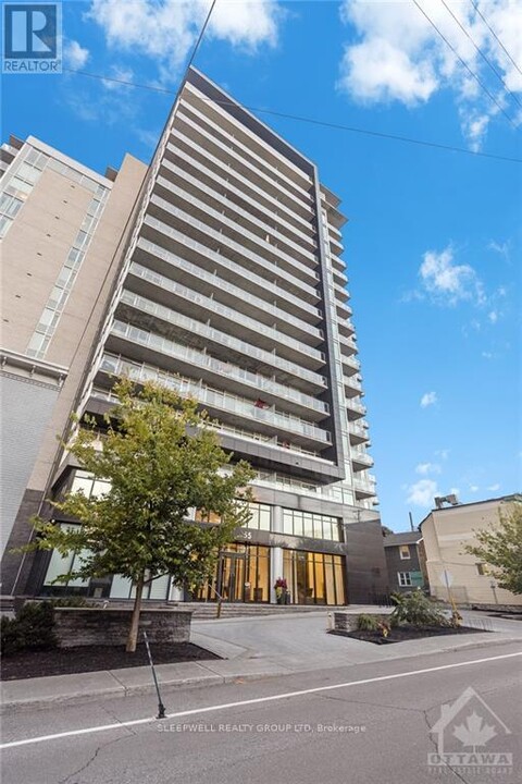 255-1255 Bay St in Ottawa, ON - Building Photo