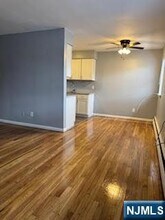 117 W Roselle Ave-Unit -12 in Roselle, NJ - Building Photo - Building Photo