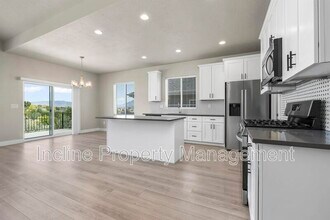 1248 W Brinkerhoff Dr in West Jordan, UT - Foto de edificio - Building Photo