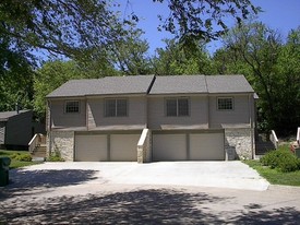 Brush Creek Duplexes Apartments