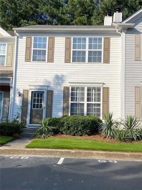 4645 Valais Ct in Alpharetta, GA - Building Photo