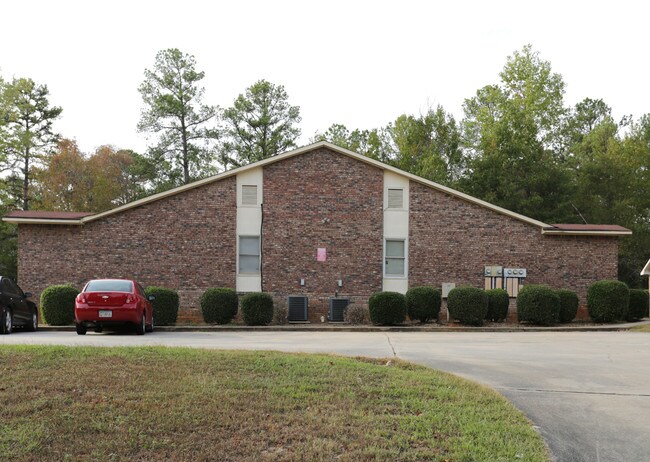 6225 Cross Tie Ct in Columbus, GA - Foto de edificio - Building Photo