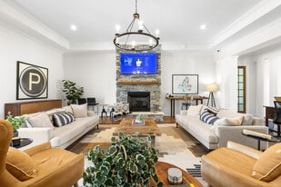 The Pointe at Camellia Commons in Enterprise, AL - Building Photo