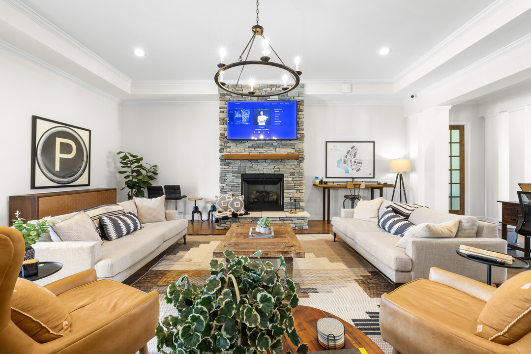 The Pointe at Camellia Commons in Enterprise, AL - Foto de edificio