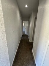 11411 Delmar Cir in Kansas City, MO - Building Photo - Building Photo