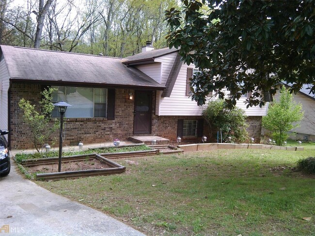 6492 King George Way in Morrow, GA - Building Photo - Building Photo