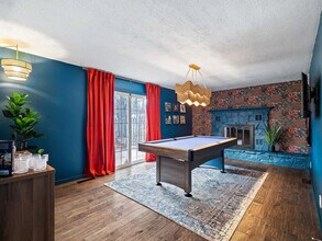 32071 Lake Rd, Unit SI ID1496051P in Avon Lake, OH - Foto de edificio - Building Photo