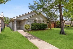 710 Kerwin Ct in Wylie, TX - Building Photo