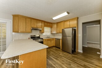 128 Bryant St in Stockbridge, GA - Building Photo - Building Photo