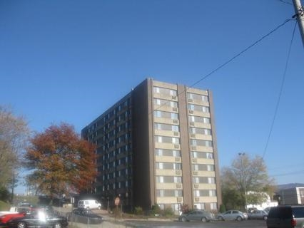 Mt. Vernon Towers in Uniontown, PA - Foto de edificio - Building Photo