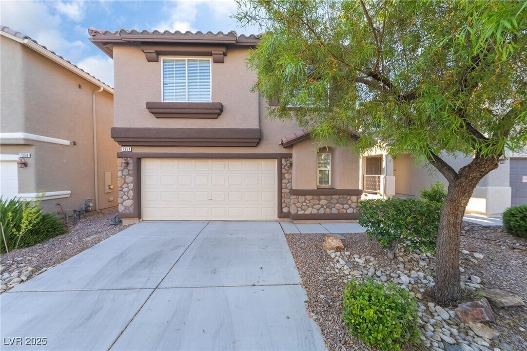 7364 Prussian Green St in Las Vegas, NV - Building Photo