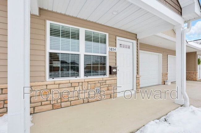 3854 Elm St in Grove City, OH - Building Photo - Building Photo