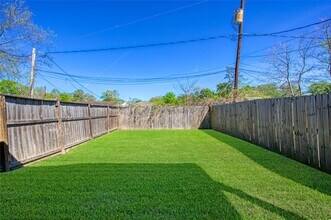9306 Bean St in Houston, TX - Building Photo - Building Photo