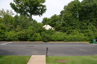 4600B Acton Ct in Bensalem, PA - Building Photo - Building Photo