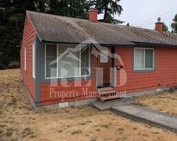 439 Lebo Blvd in Bremerton, WA - Building Photo