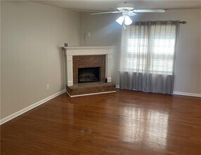 93 Princeton Ave in Adairsville, GA - Building Photo - Building Photo