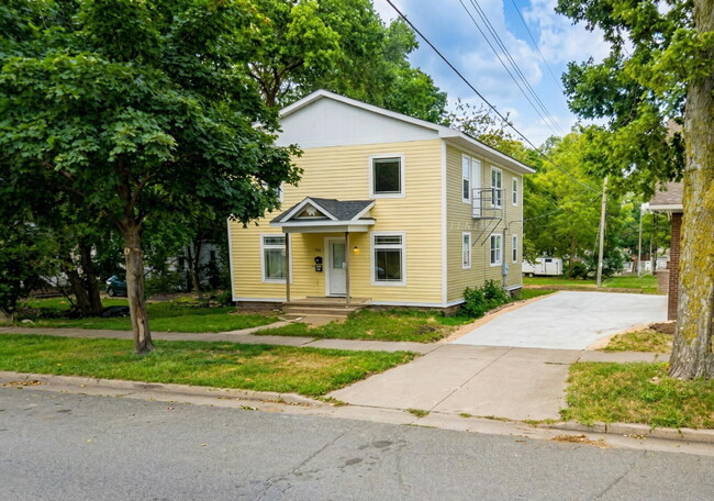 property at 410 5th Ave