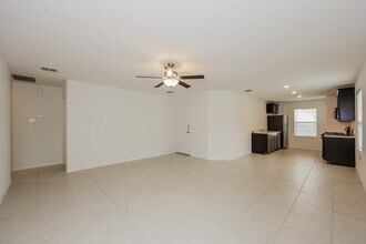 2984 Wallace Wls Ct in Crandall, TX - Foto de edificio - Building Photo