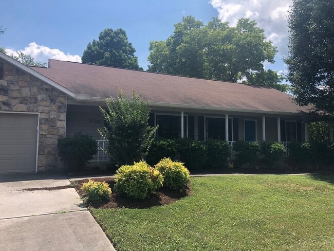 2136 Pine Meade Rd in Knoxville, TN - Building Photo - Building Photo