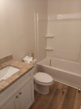 909 Locust St in Hartsville, SC - Building Photo - Building Photo