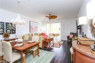 3554 Haldeman Creek Dr in Naples, FL - Building Photo