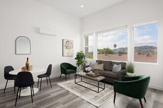5146 Manchester Rd in San Diego, CA - Building Photo - Building Photo