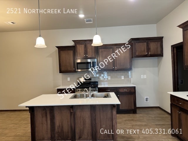 2521 Northcreek Ln in Oklahoma City, OK - Building Photo - Building Photo