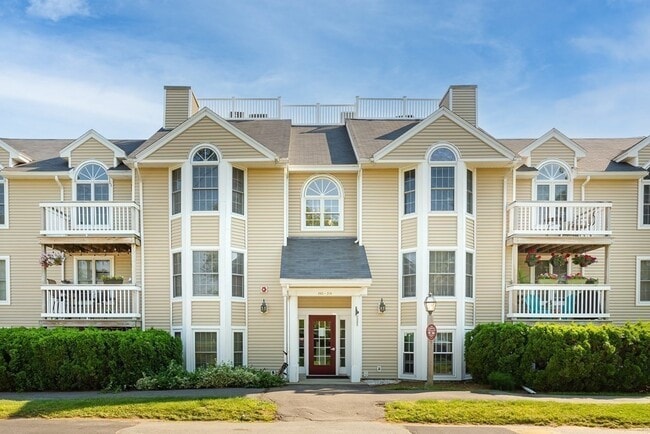 property at 212 Carriage Ln