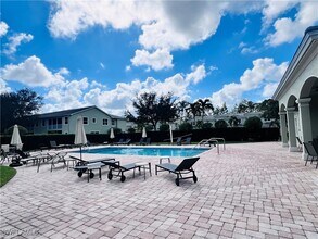 1435 Mariposa Cir in Naples, FL - Building Photo - Building Photo