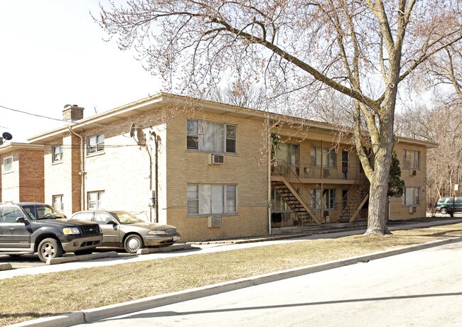 4301 Harlem Ave in Stickney, IL - Foto de edificio - Building Photo