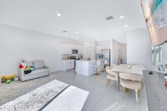 3768 Sepia St in Kissimmee, FL - Building Photo - Building Photo