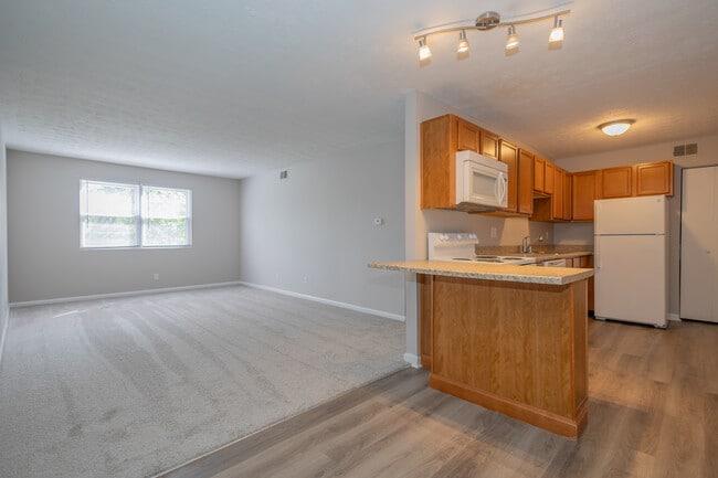 Belmont Run Apartments in Lexington, KY - Building Photo - Building Photo
