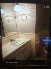 6568 W 51st St in Mission, KS - Foto de edificio - Building Photo