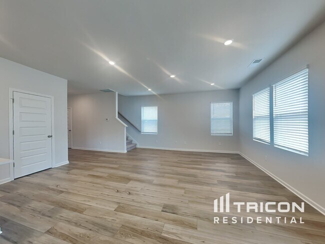 1045 Baltusrol Ln in Lebanon, TN - Building Photo - Building Photo