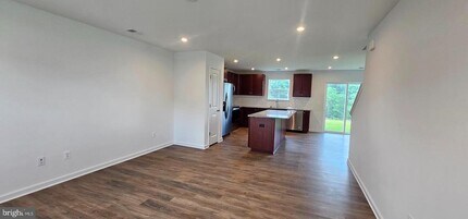 69 Grayling Rd in Inwood, WV - Building Photo - Building Photo